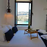 Aktaia فيلة لينثوس