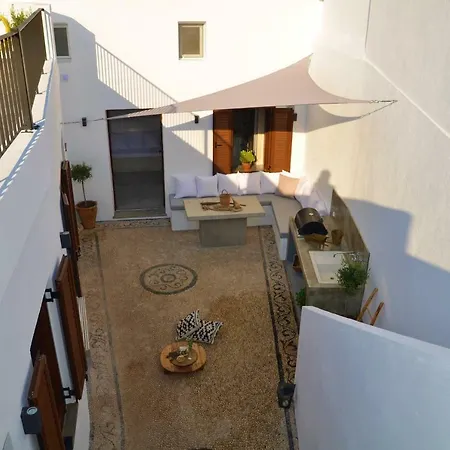 Villa Aktaia