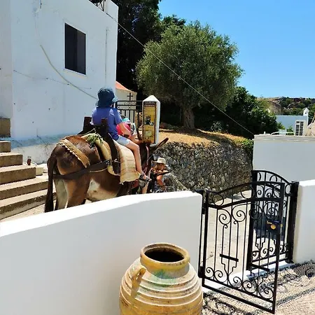 Aktaia Villa *