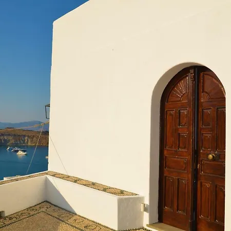 Aktaia Villa *